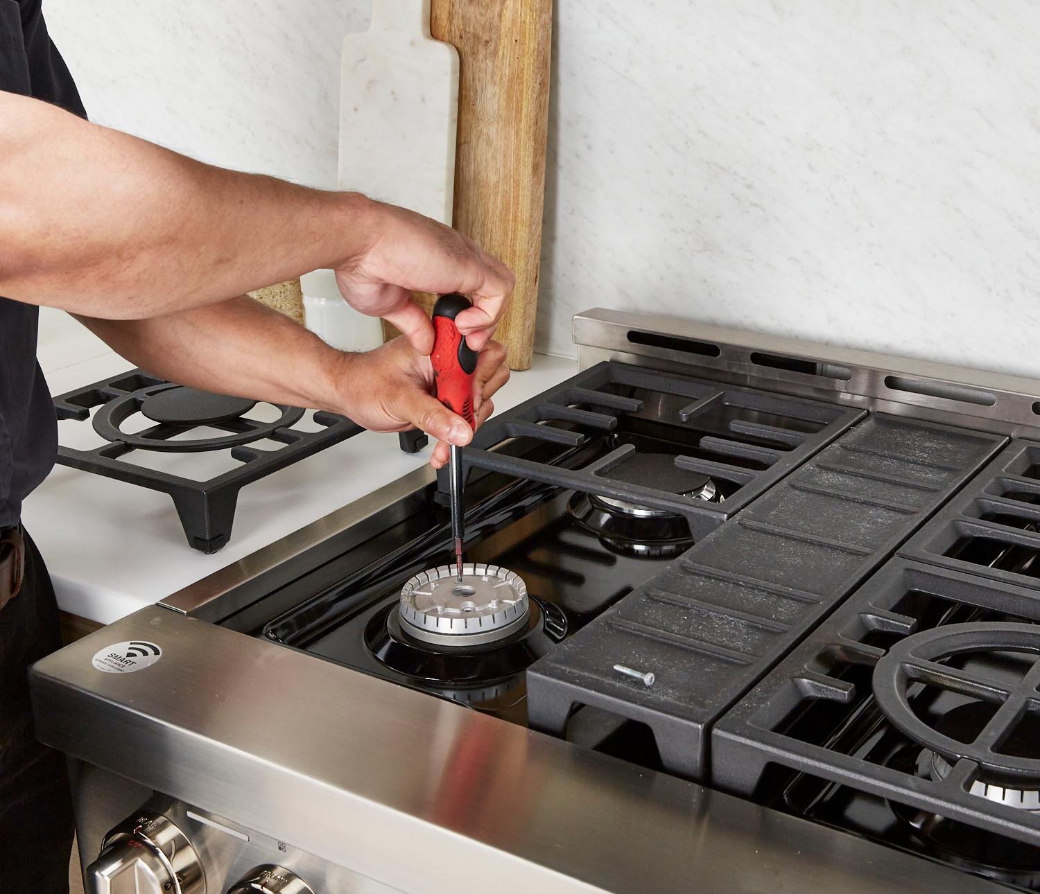 How to Troubleshoot and Fix the F1 E0 Error on Your Amana Stove
