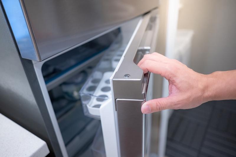 12 Reasons Why Your Freezer Door Isn’t Sealing Properly